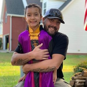 Meet your Posher, Adam